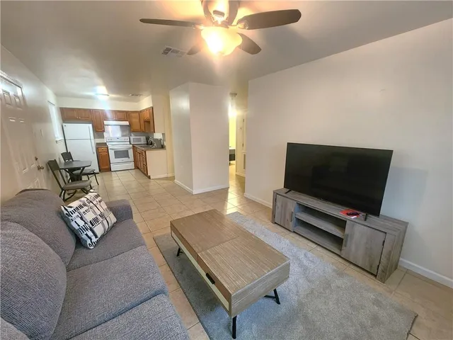 $1,200 | 111 Lambda Street, Unit 4, Belle Chasse, LA 70037