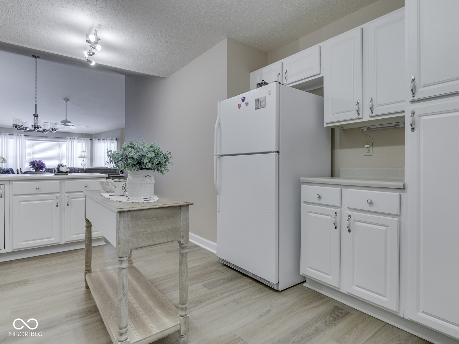 6147 Old Course Place Indianapolis, IN 46237 - Photo 13 of 25