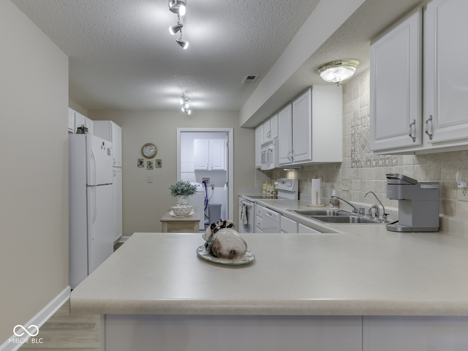 6147 Old Course Place Indianapolis, IN 46237 - Photo 10 of 25