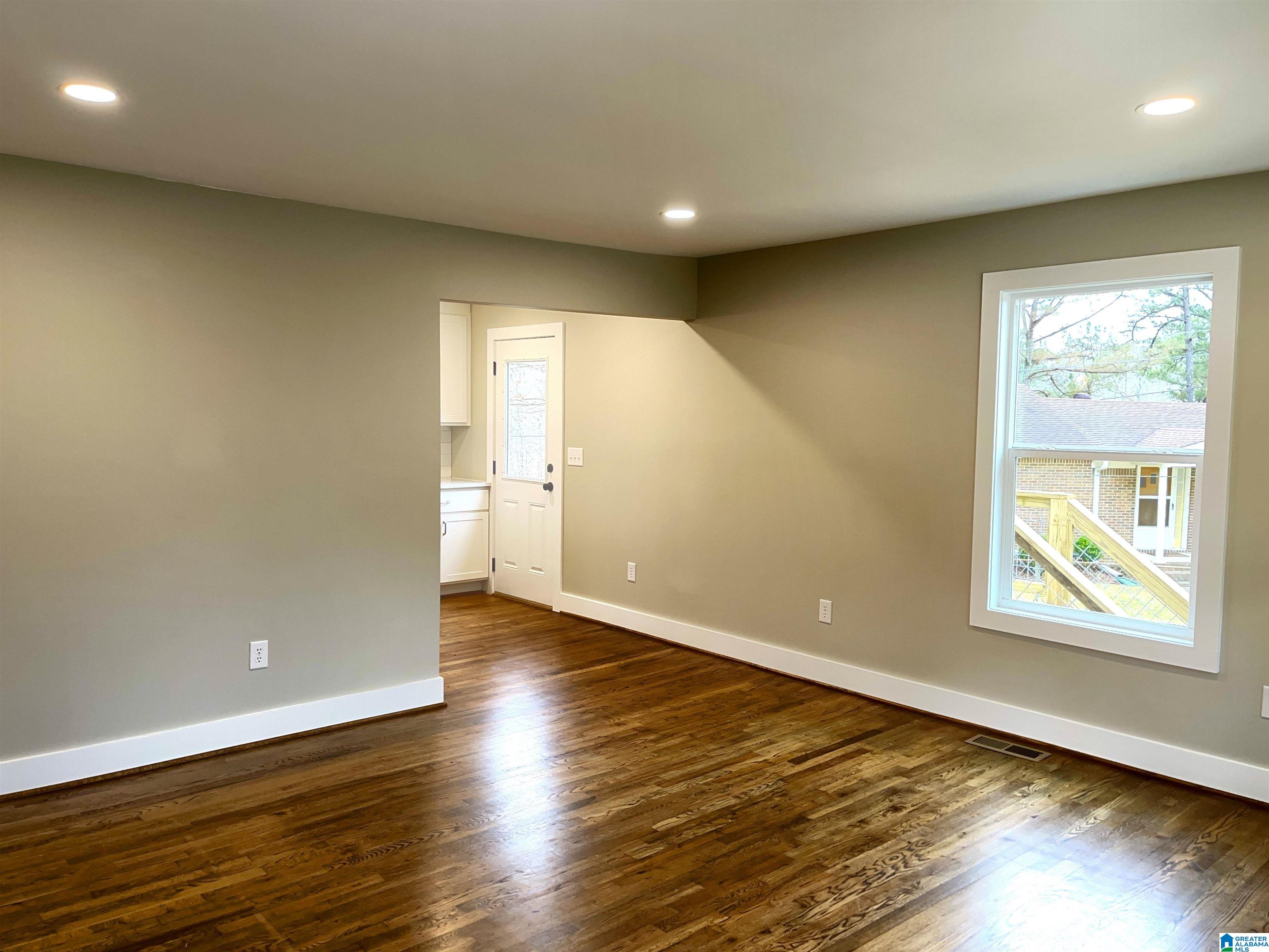 333 Harden Road Gardendale, AL 35071 - Photo 3 of 13