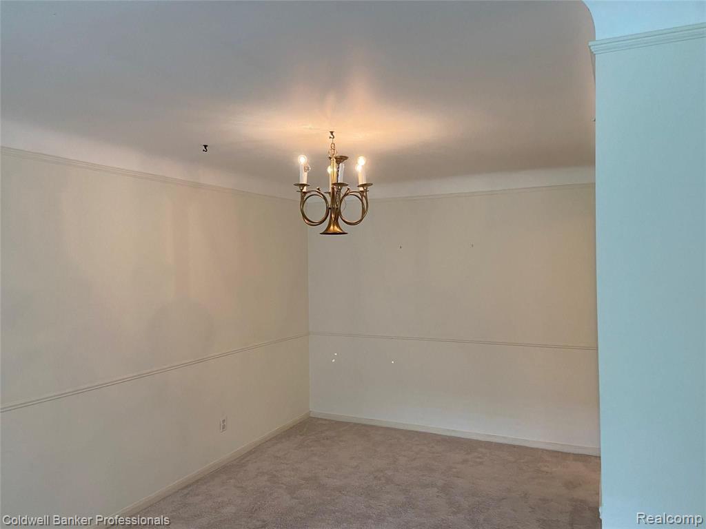 1750 Vernier Road, Unit 25 Grosse Pointe Woods, MI 48236 - Photo 12 of 22