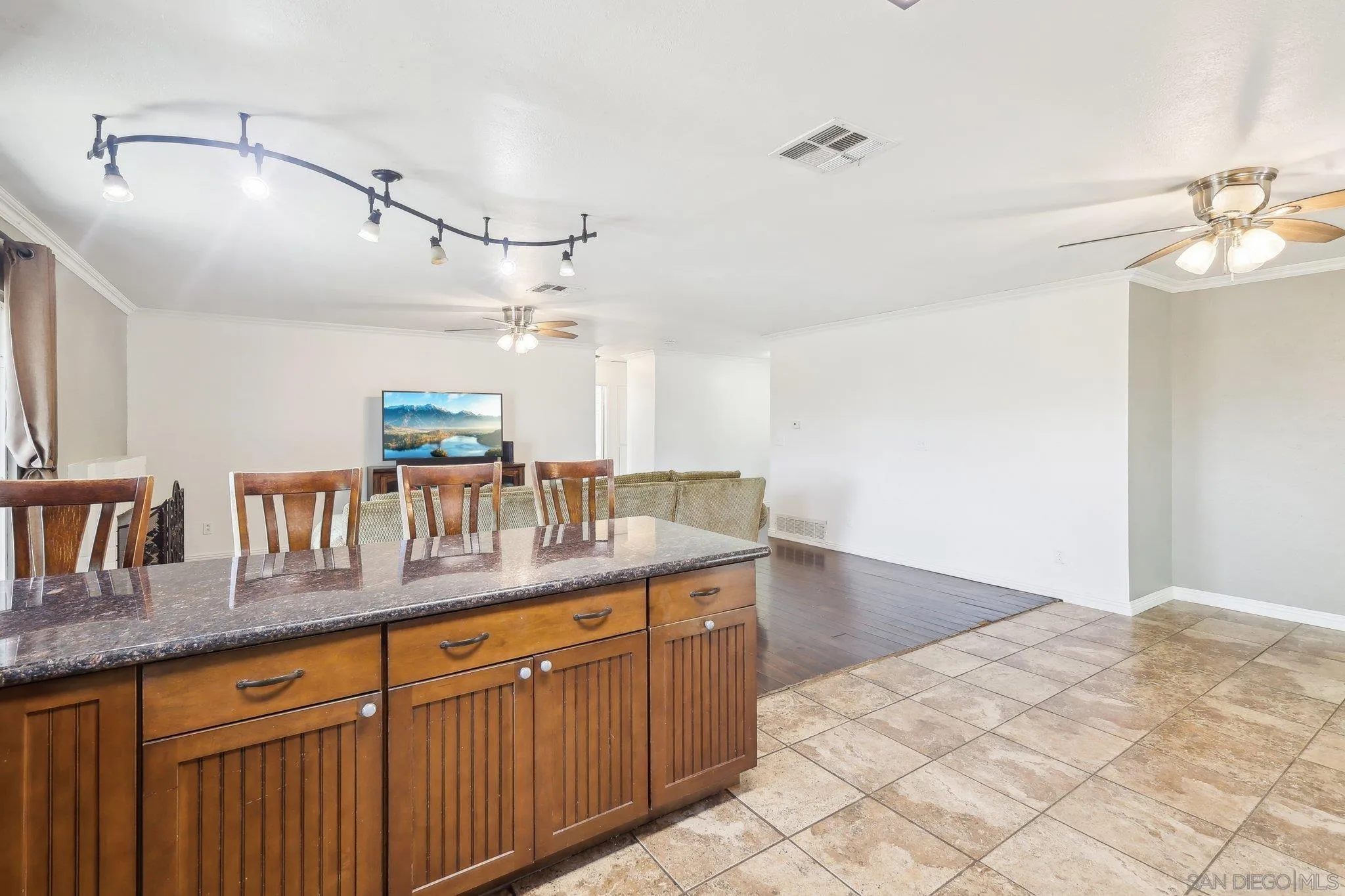 151 Demona Place Spring Valley, CA 91977 - Photo 16 of 34 Gallery Image 16
