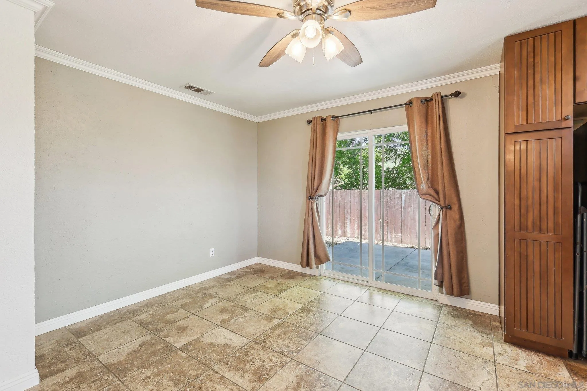 151 Demona Place Spring Valley, CA 91977 - Photo 8 of 34 Gallery Image 8