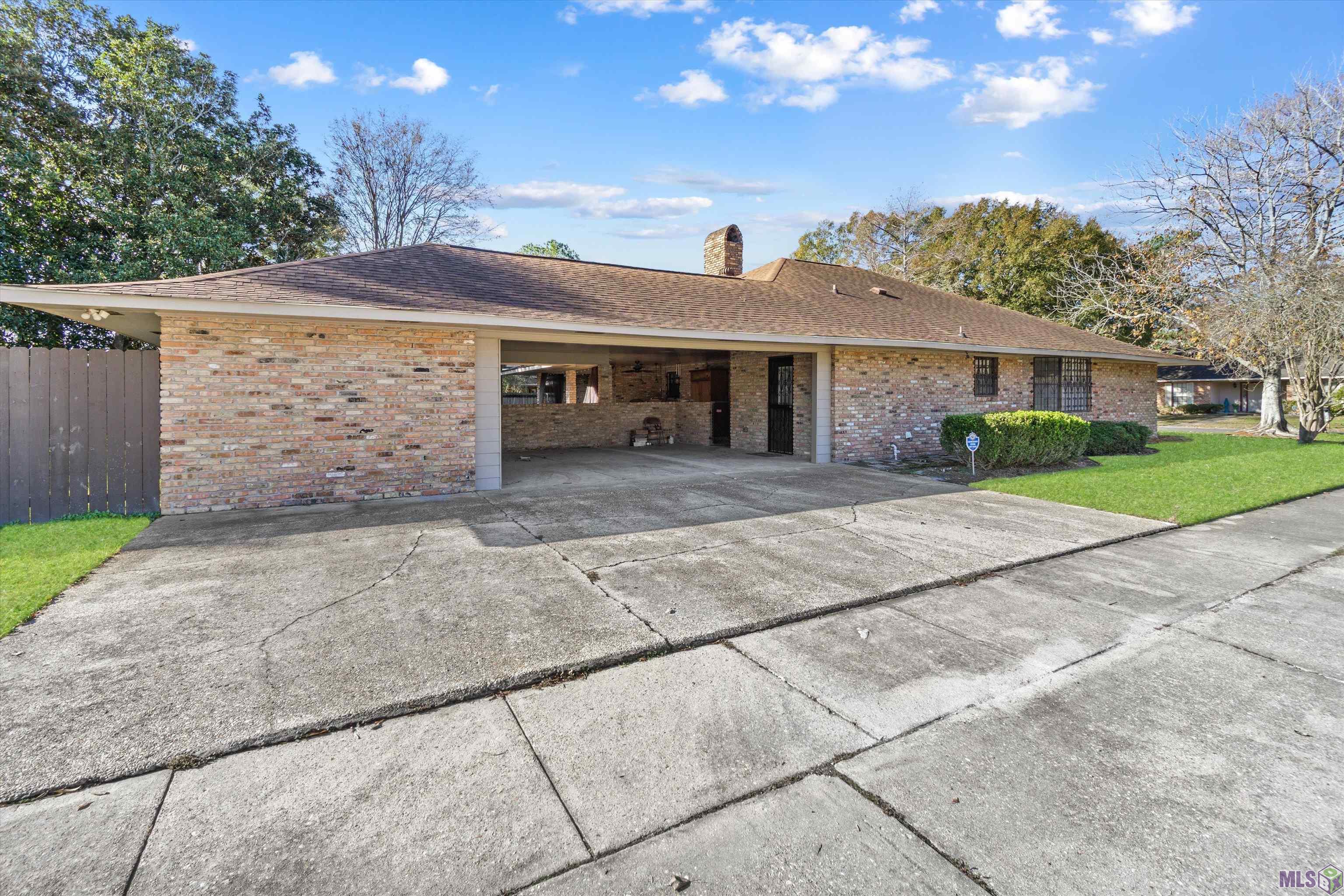 1450 Rue Desiree Baton Rouge, LA 70810 - Photo 2 of 18