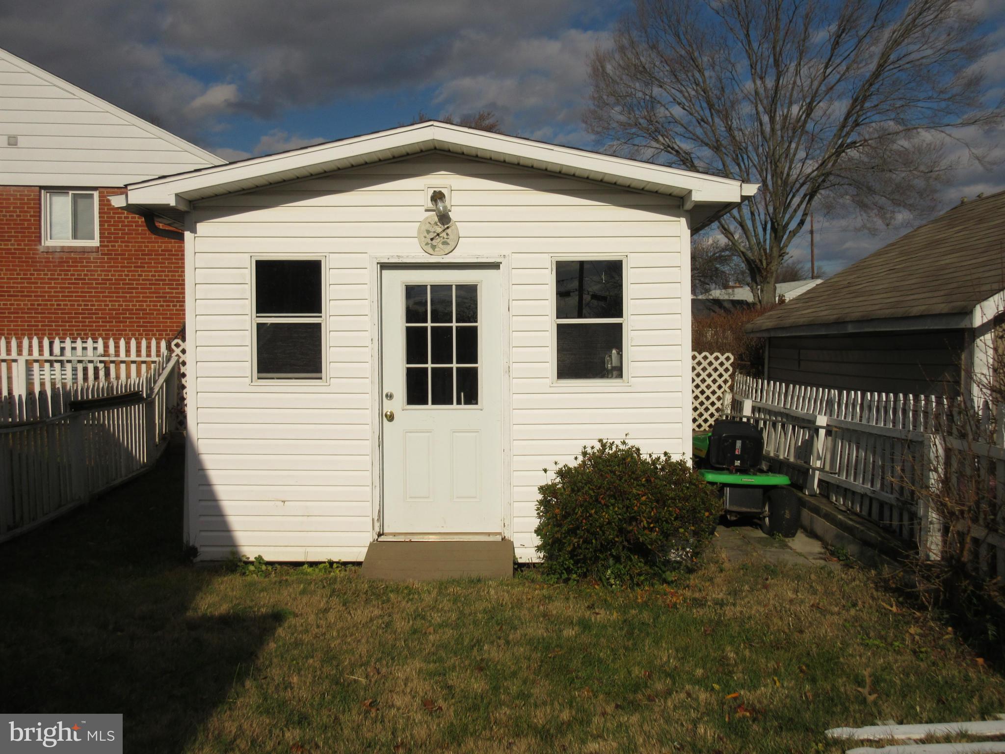 12501 Feldon Street Silver Spring, MD 20906 - Photo 5 of 5 Exterior (Rear)