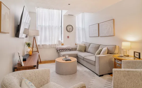 $3,750 | 188 North Street, Unit 22, Boston, MA 02113