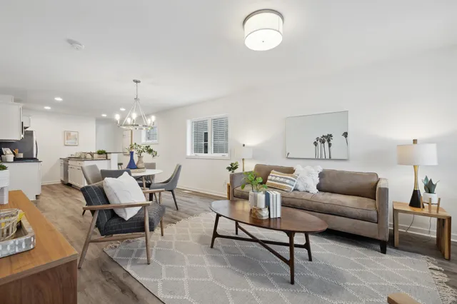 $162,000 | 2028 North James Avenue, Unit 2, Minneapolis, MN 55411