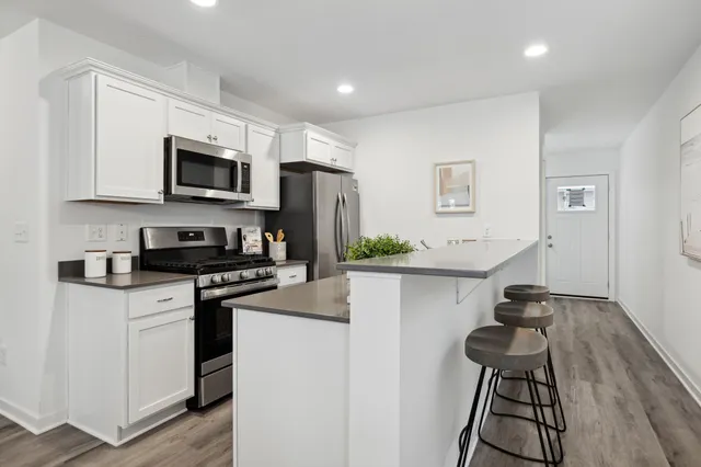 $162,000 | 2028 North James Avenue, Unit 2, Minneapolis, MN 55411