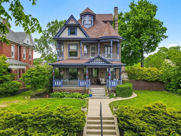 $499,900 | 336 East Main Street, Logan, OH 43138