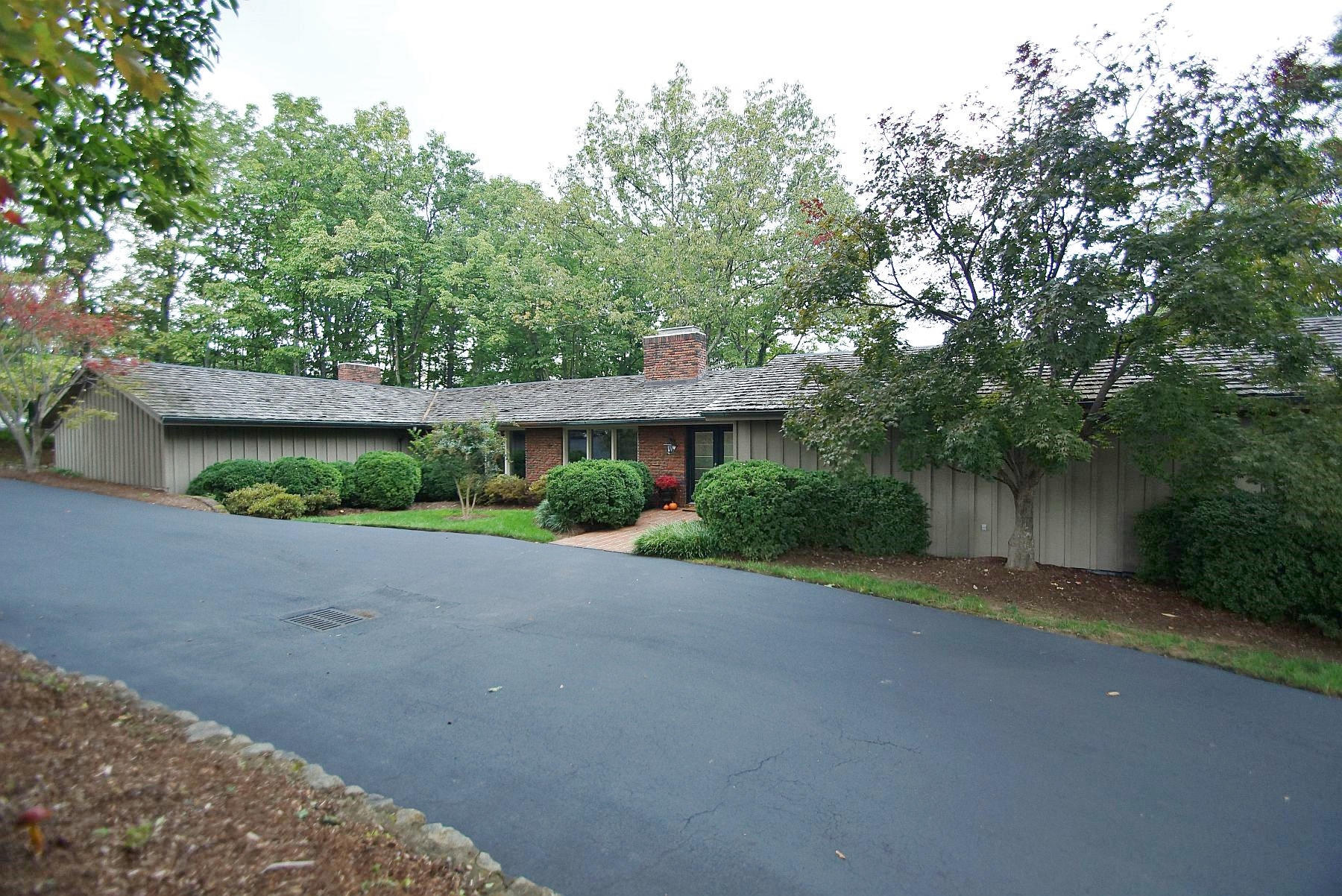 5009 Fox Ridge Road Southwest Roanoke, VA 24018 - Photo 9 of 94 DSC04393