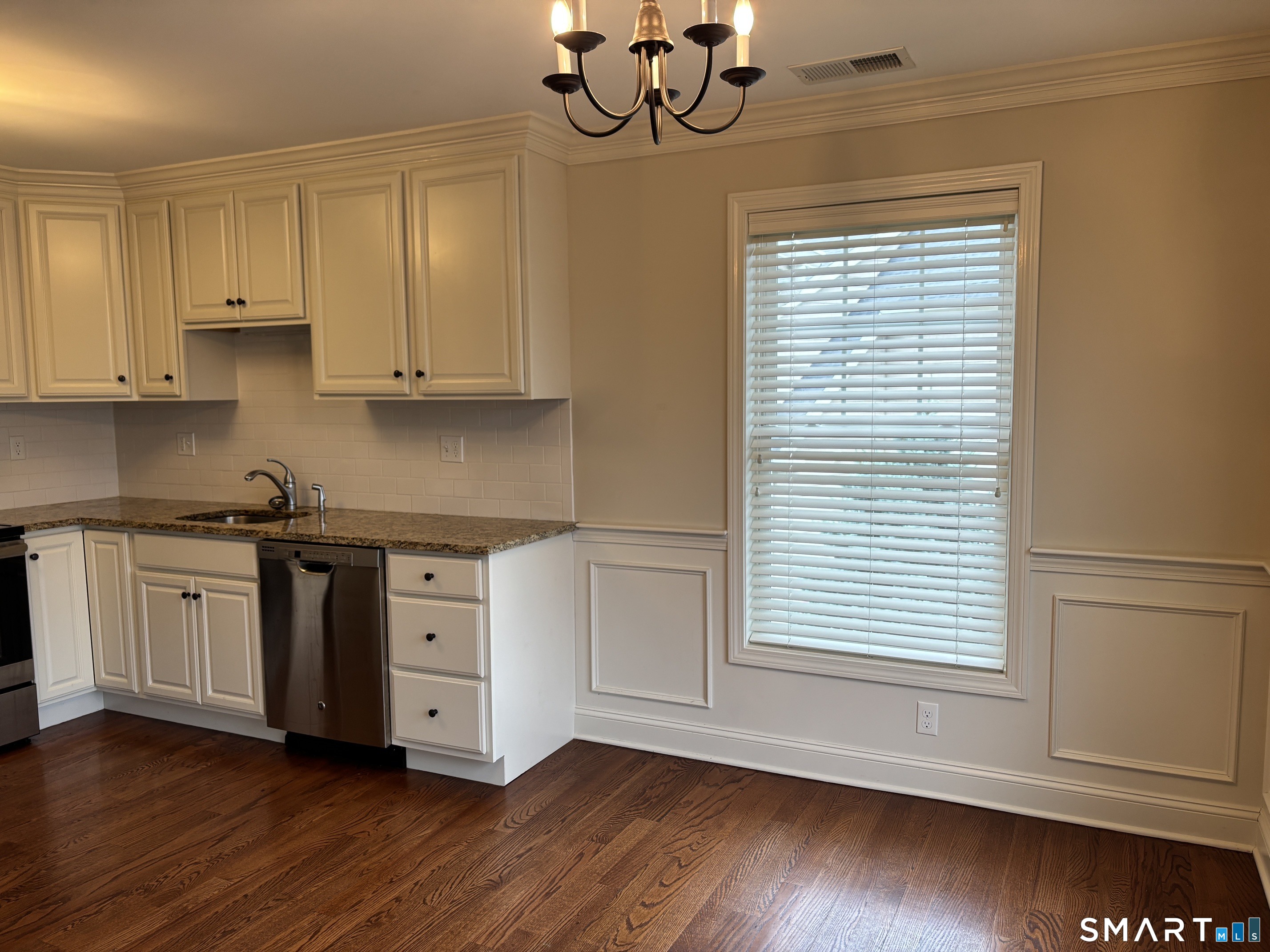67 West Main Street, Unit 421 Clinton, CT 06413 - Photo 6 of 14