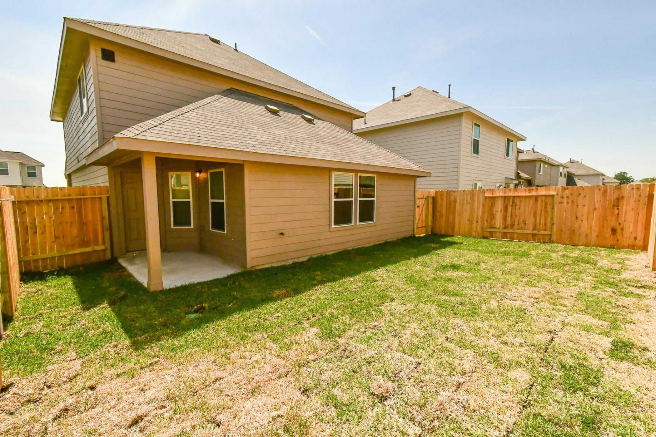 4158 Silver Ranch Road Houston, TX 77014 - Photo 2 of 15