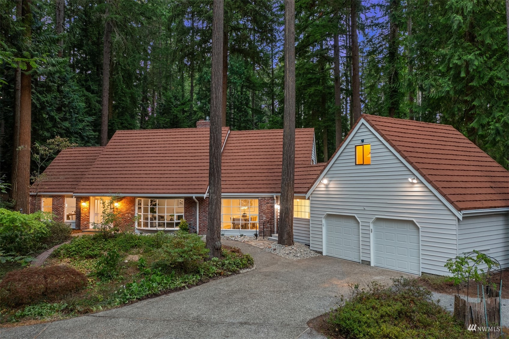 13228 Northeast 36th Street, Bellevue, WA 98005 Compass