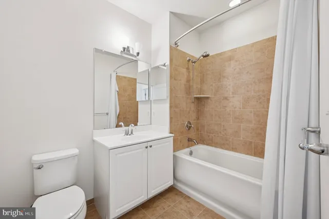 $689,000 | 600 South 24th Street, Unit 203, Philadelphia, PA 19146