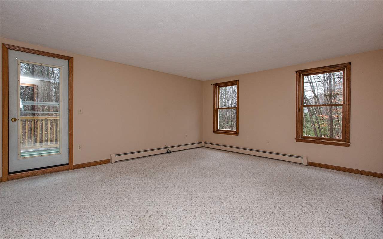20 Shannon Road Hampstead, NH 03841 - Photo 22 of 33