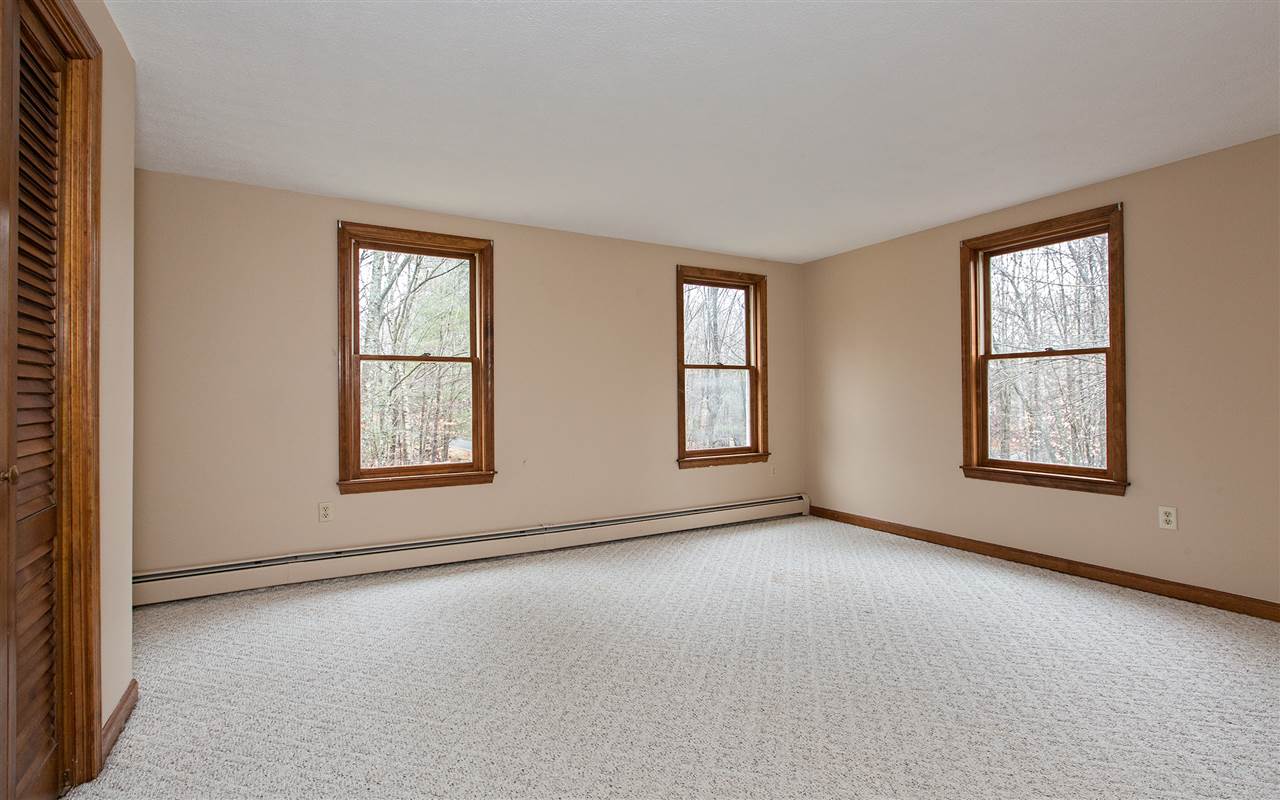 20 Shannon Road Hampstead, NH 03841 - Photo 27 of 33