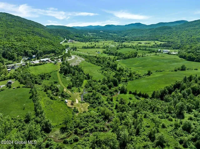 $950,000 | 729 Highway 9N, Ticonderoga, NY 12883