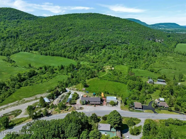 $950,000 | 729 Highway 9N, Ticonderoga, NY 12883