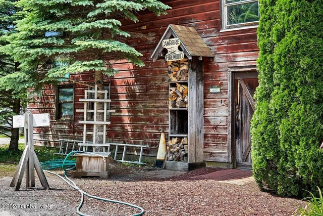 $950,000 | 729 Highway 9N, Ticonderoga, NY 12883