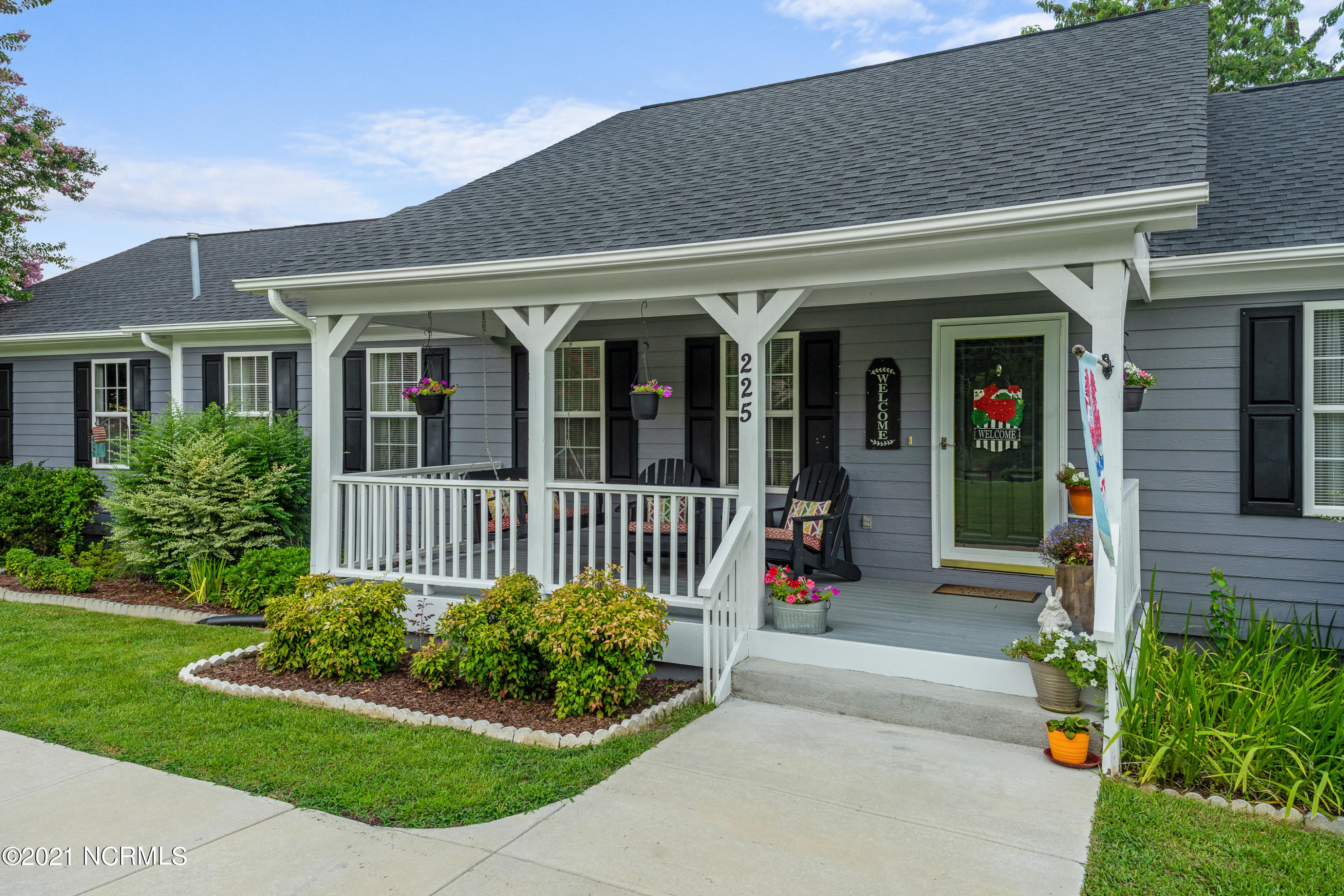 225 Northwest Bridge Road Jacksonville, NC 28540 - Photo 4 of 43 225 Northwest Bridge Rd 07Jul2021_SB_097
