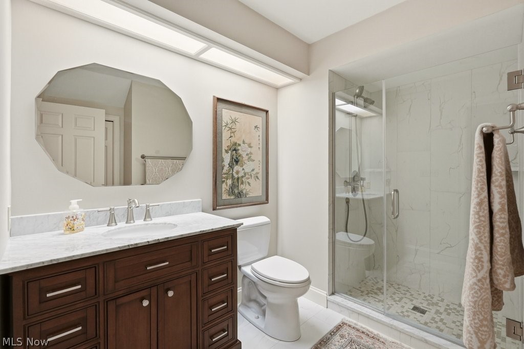 7751 Chagrin Road Chagrin Falls, OH 44023 - Photo 29 of 48 Remodeled en suite bath