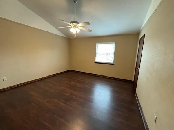 $1,350 | 69 Crislaur Avenue, Unit C, Harahan, LA 70123