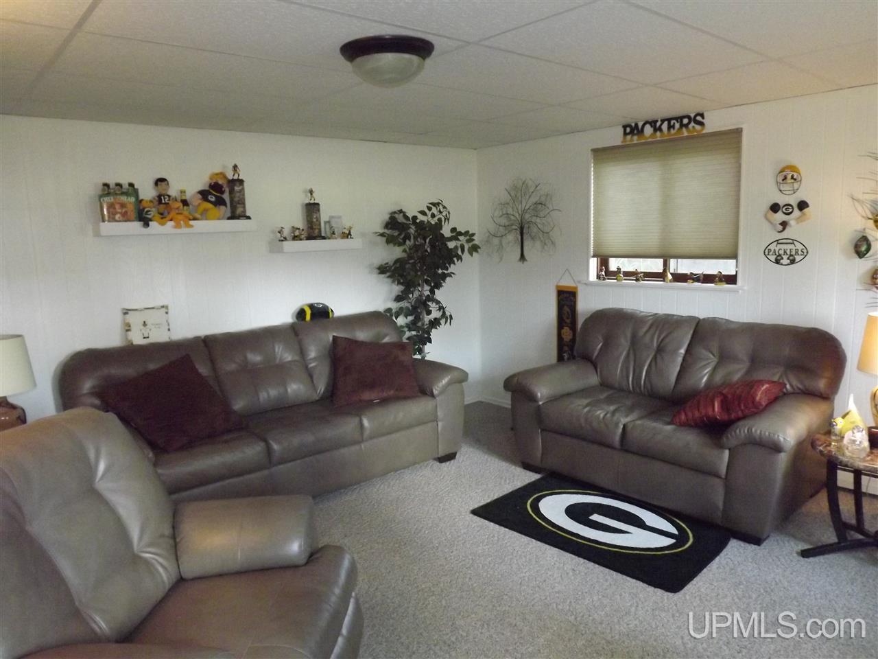 1010 Wabash Street Ishpeming, MI 49849 - Photo 16 of 27