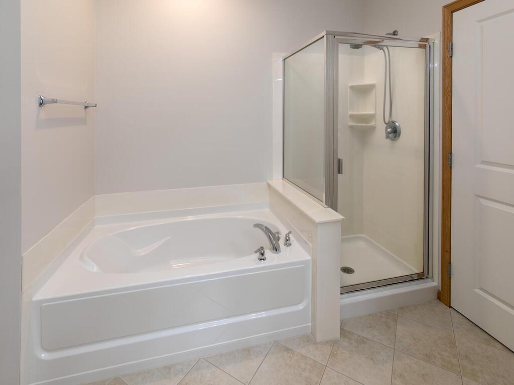 9630 Independence Circle, Unit 201 Chanhassen, MN 55317 - Photo 12 of 36