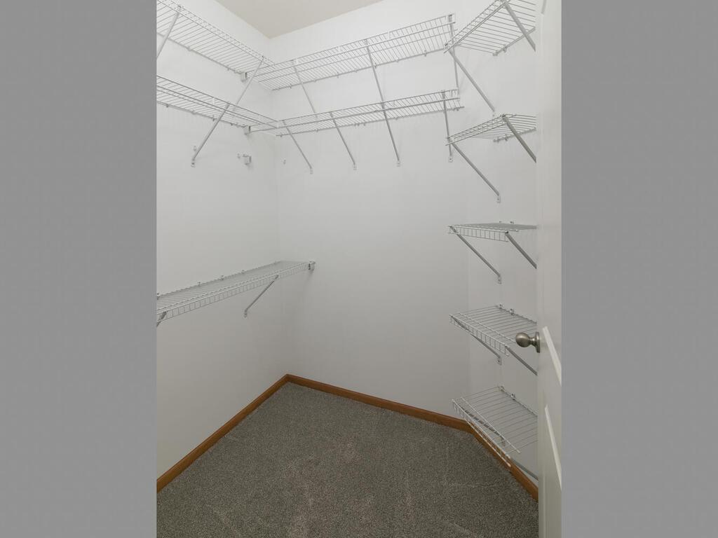 9630 Independence Circle, Unit 201 Chanhassen, MN 55317 - Photo 13 of 36