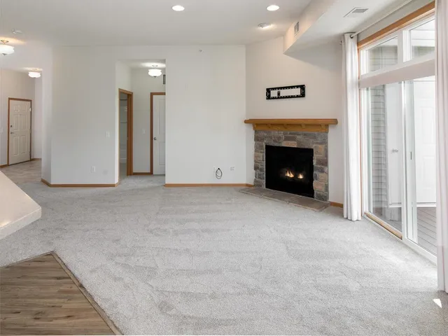 $275,000 | 9630 Independence Circle, Unit 201, Chanhassen, MN 55317