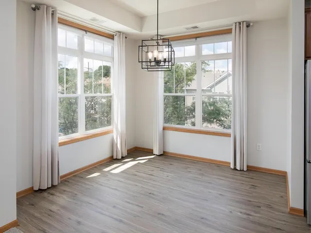 $275,000 | 9630 Independence Circle, Unit 201, Chanhassen, MN 55317