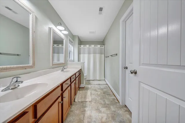 $325,000 | 839 Summerdean Avenue Northeast, Roanoke, VA 24019