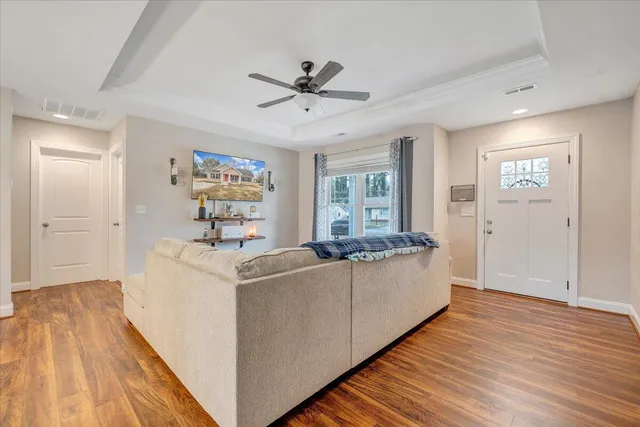 $325,000 | 839 Summerdean Avenue Northeast, Roanoke, VA 24019