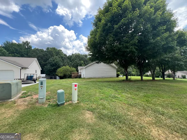 $324,900 | 720 Westbury Court, Bethlehem, GA 30620