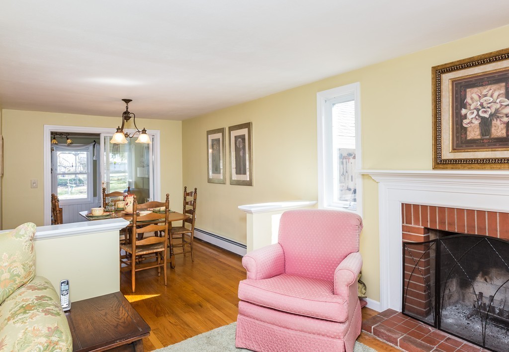 93 Barrie Road East Longmeadow, MA 01028 - Photo 3 of 24 Gallery Image 3