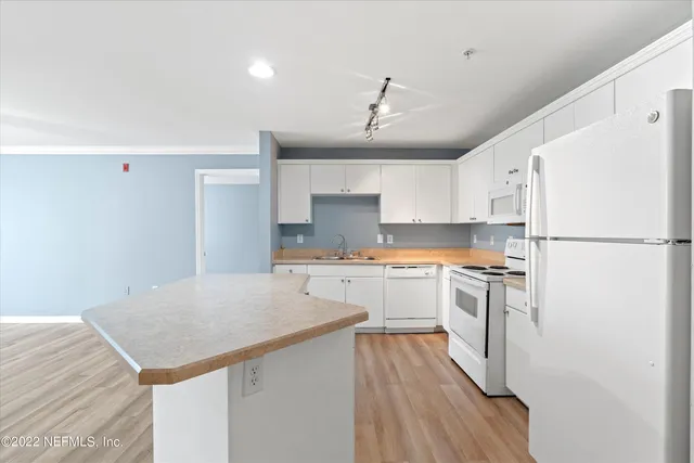 $1,500 | 3591 Kernan Boulevard South, Unit 621, Jacksonville, FL 32224