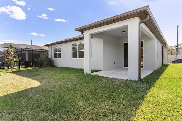 $2,250 | 36887 Highland Meadows, Zephyrhills, FL 33542