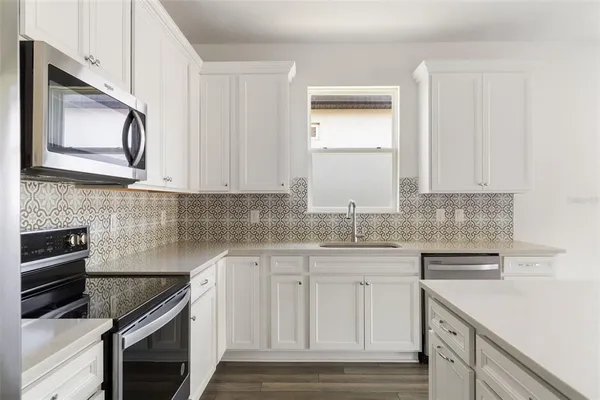 $2,250 | 36887 Highland Meadows, Zephyrhills, FL 33542