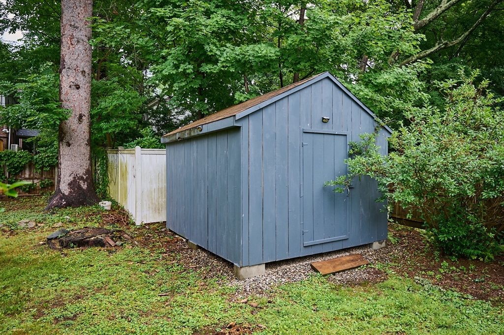 9 McClure Street Amherst, MA 01002 - Photo 27 of 32