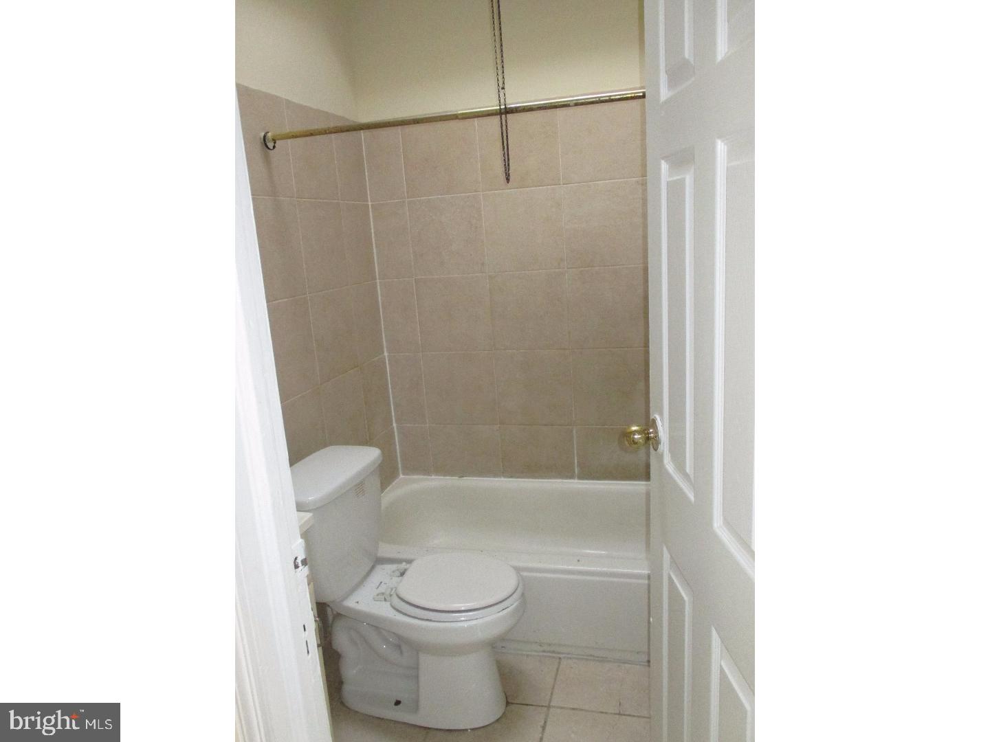 441 Croyden Road Upper Darby, PA 19082 - Photo 13 of 18 Bathroom