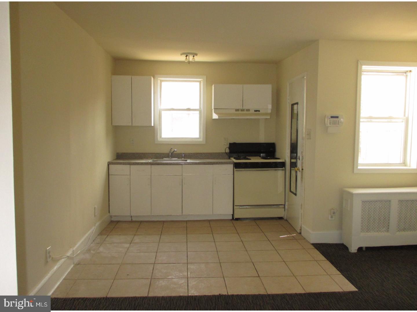 441 Croyden Road Upper Darby, PA 19082 - Photo 7 of 18 Kitchen