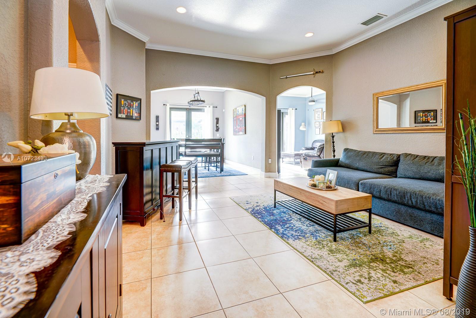 3045 Southwest 148th Avenue Miami, FL 33185 - Photo 11 of 44 Gallery Image 11