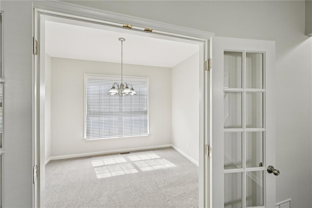 487 Skiles Court Suwanee, GA 30024 - Photo 11 of 72