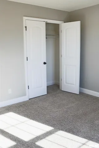 $357,500 | 1519 Calvin Drive, Washington, IL 61571