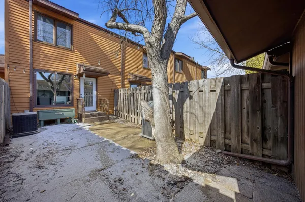 $189,000 | 2229 4th Avenue South, Moorhead, MN 56560