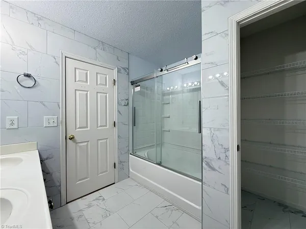 $2,200 | 1570 Rockingham Drive, Winston-Salem, NC 27103