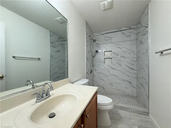 $2,200 | 1570 Rockingham Drive, Winston-Salem, NC 27103