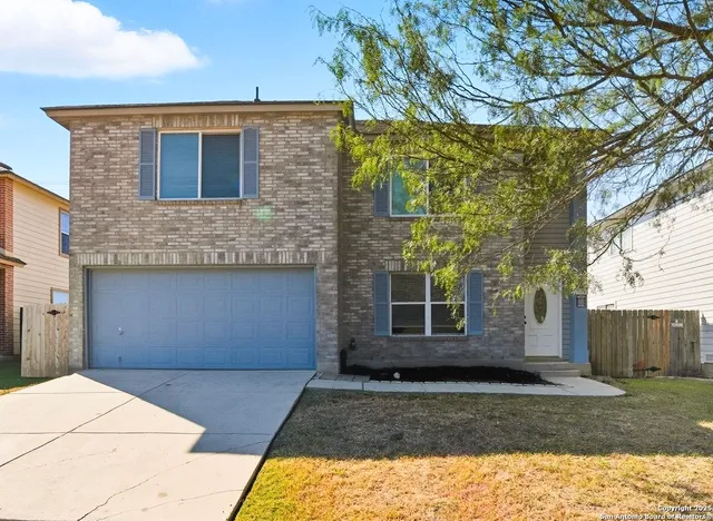 $1,775 | 535 Centro Hermosa, San Antonio, TX 78245