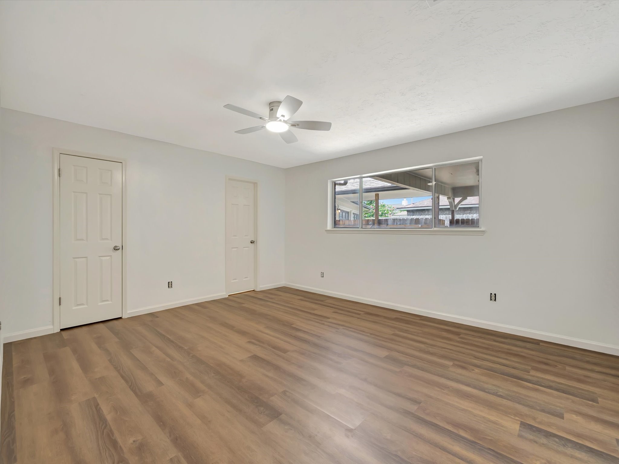 10340 Rocky Hollow Road La Porte, TX 77571 - Photo 23 of 38 Spacious primary bedroom featuring a large walk-in closet.