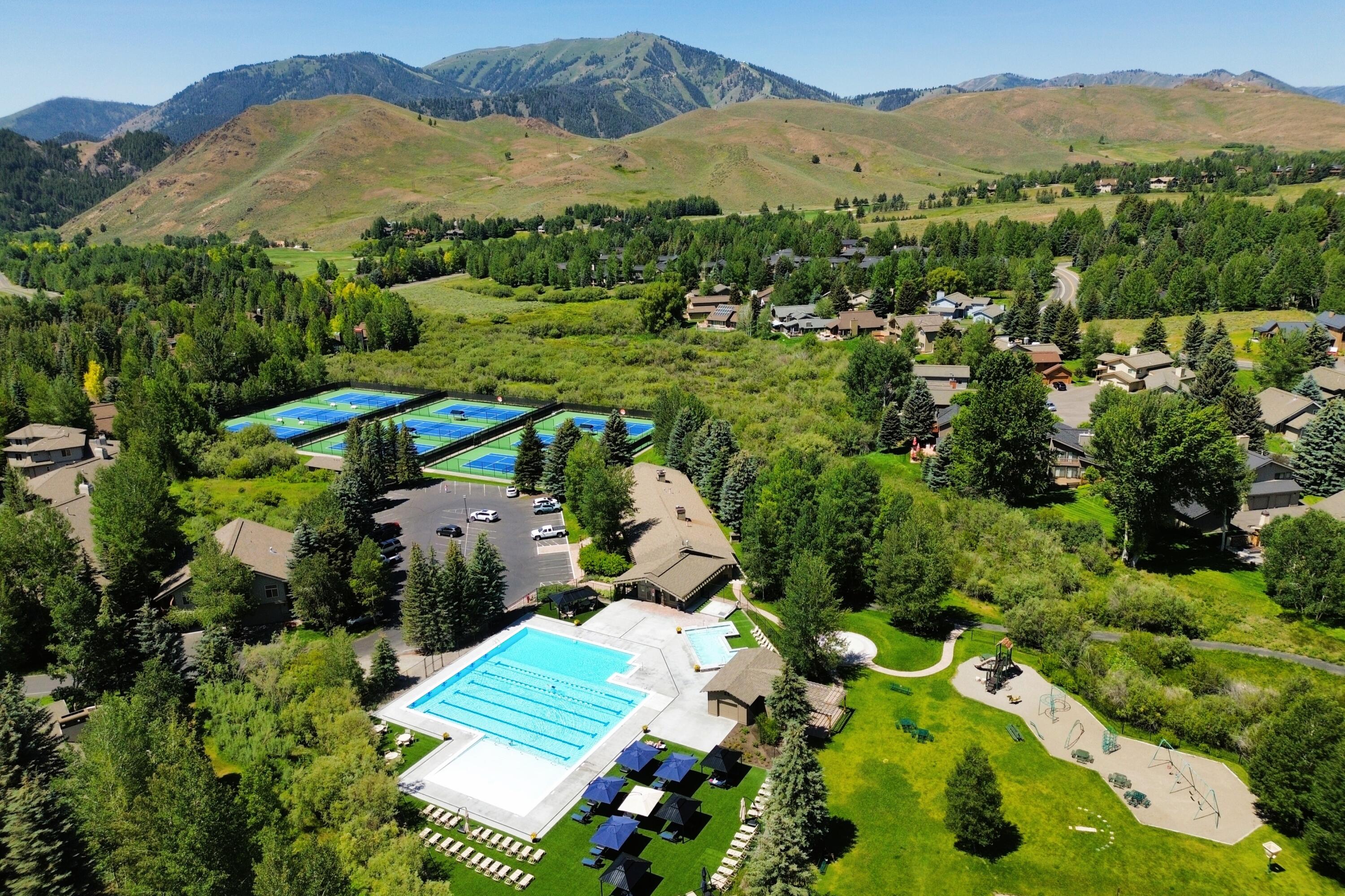 2638 Ridge Lane, Unit 38 Sun Valley, ID 83353 - Photo 27 of 30 Harker Center in Elkhorn